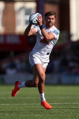 270425 - Gloucester Rugby v Exeter Chiefs - Premiership - Henry Slade of Exeter Chiefs 