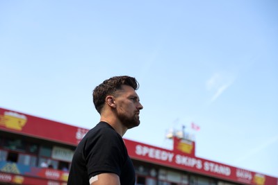 270425 - Gloucester Rugby v Exeter Chiefs - Premiership - Henry Slade of Exeter Chiefs 