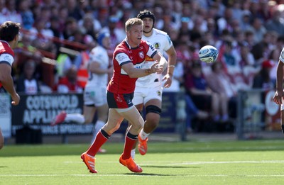 270425 - Gloucester Rugby v Exeter Chiefs - Premiership - Gareth Anscombe of Gloucester 