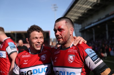270425 - Gloucester Rugby v Exeter Chiefs - Premiership - Lewis Ludlow of Gloucester with a heavily cut eye at full time