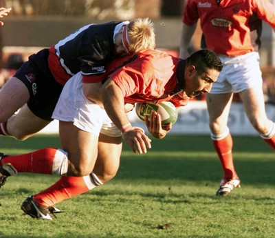 Gloucester v Llanelli 130101