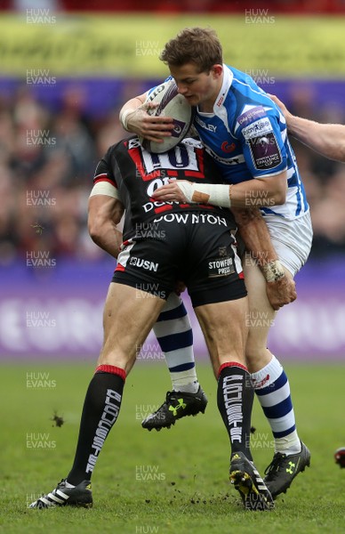 090416 - Gloucester v Newport Gwent Dragons - European Rugby Challenge Cup Quarter Final - Hallam Amos of Newport Gwent Dragons is tackled by James Hook of Gloucester