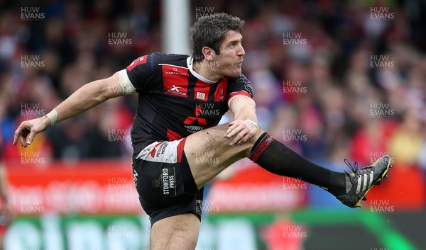 090416 - Gloucester v Newport Gwent Dragons - European Rugby Challenge Cup Quarter Final - James Hook of Gloucester