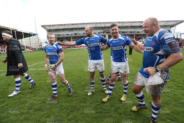 090416 - Gloucester v Newport Gwent Dragons - European Rugby Challenge Cup Quarter Final - Sarel Pretoriuse, Rynard Landman, Carl Meyer and Brok Harris of Newport Gwent Dragons celebrate the win at full time