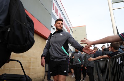 120424 - Gloucester v Ospreys - European Challenge Cup Quarter Final - Owen Williams of Ospreys arrives at the stadium