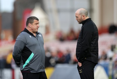 120424 - Gloucester v Ospreys - European Challenge Cup Quarter Final - Ospreys Head Coach Toby Booth and Gloucester Head Coach George Skivington 