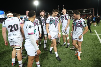 120424 - Gloucester v Ospreys - European Challenge Cup Quarter Final - Dejected Ospreys at full time