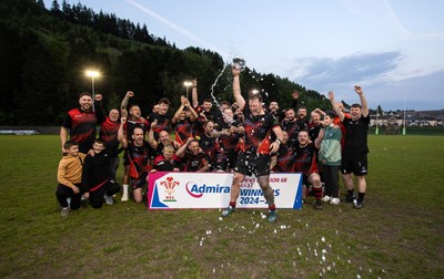 070525 - Glyncoch RFC Presentation - Admiral National League 6 East B - 