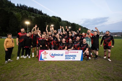 070525 - Glyncoch RFC Presentation - Admiral National League 6 East B - 