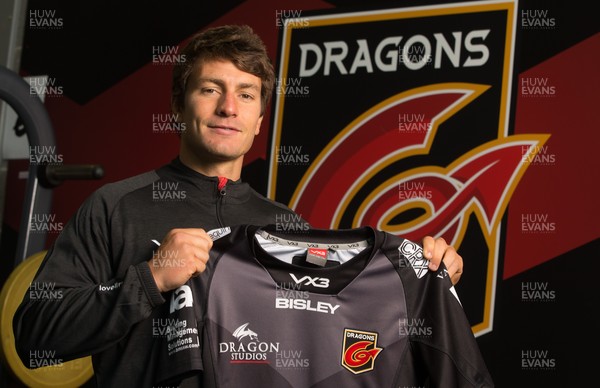 160221 - New Dragons Signing Gonzalo Bertranou