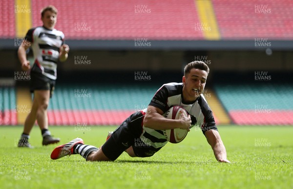 230416 - WRU - Plate Final - Gowerton Youth v Brynmawr Youth - Nathan Williams of Gowerton runs in to score a try