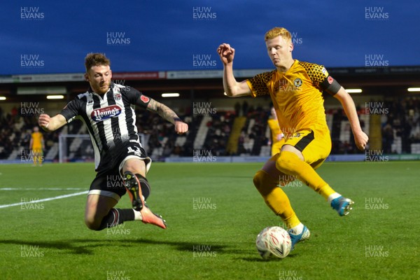 091119 - Grimsby Town v Newport County - FA Cup First Round -  Kyle Hawkins in action against Ollie Battersby