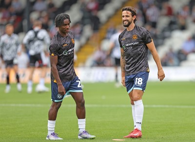 160825 - Grimsby Town v Newport County - Sky Bet League 2 - Liam Shephard of Newport and Michael Reindorf of Newport