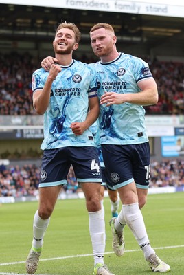 160825 - Grimsby Town v Newport County - Sky Bet League 2 - Matt Baker of Newport celebrates goal with Lee Jenkins of Newport