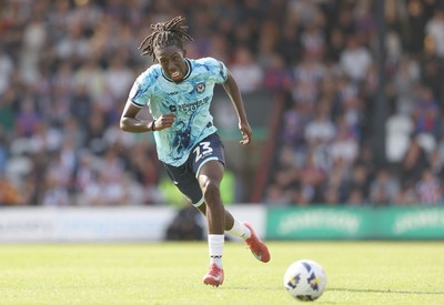 160825 - Grimsby Town v Newport County - Sky Bet League 2 - Michael Reindorf of Newport