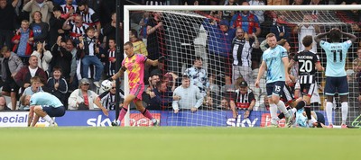 160825 - Grimsby Town v Newport County - Sky Bet League 2 - Dejection as Grimsby score in added time at the end of the match