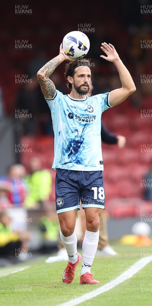 160825 - Grimsby Town v Newport County - Sky Bet League 2 - Liam Shephard of Newport