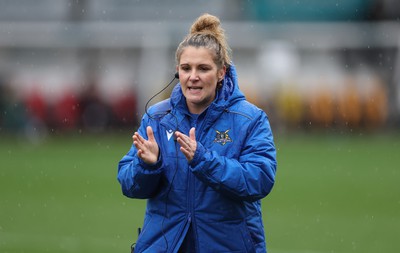 010124 - Gwalia Lightning v Brython Thunder, Celtic Challenge - Gwalia Lightning head coach Catrina Nicholas-McLaughlin