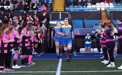 271225 - Gwalia Lightning v Brython Thunder, Celtic Challenge - Bryonie King of Gwalia Lightning leads the team out