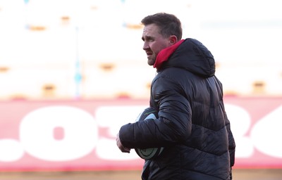 271225 - Gwalia Lightning v Brython Thunder, Celtic Challenge - Brython Thunder head coach Ashley Beck