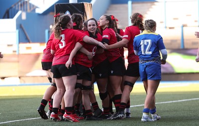 271225 - Gwalia Lightning v Brython Thunder, Celtic Challenge - Gabby Healen of Brython Thunder celebrates team mates after she races in to score try