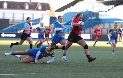 271225 - Gwalia Lightning v Brython Thunder, Celtic Challenge - Gabby Healen of Brython Thunder races in to score try