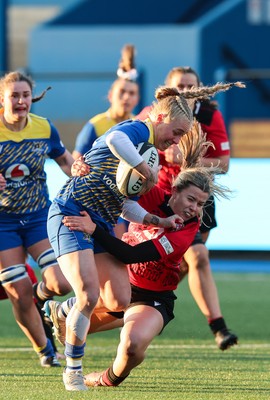 271225 - Gwalia Lightning v Brython Thunder, Celtic Challenge - Nikita Prothero of Gwalia Lightning breaks away but is tackled