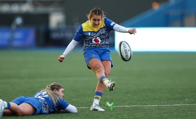 271225 - Gwalia Lightning v Brython Thunder, Celtic Challenge - Carys Hughes of Gwalia Lightning kicks conversion