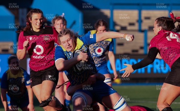 271225 - Gwalia Lightning v Brython Thunder, Celtic Challenge - Alaw Pyrs of Gwalia Lightning is tackled