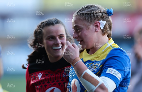271225 - Gwalia Lightning v Brython Thunder, Celtic Challenge - Branwen Metcalfe of Brython Thunder and Tilly Vucaj of Gwalia Lightning