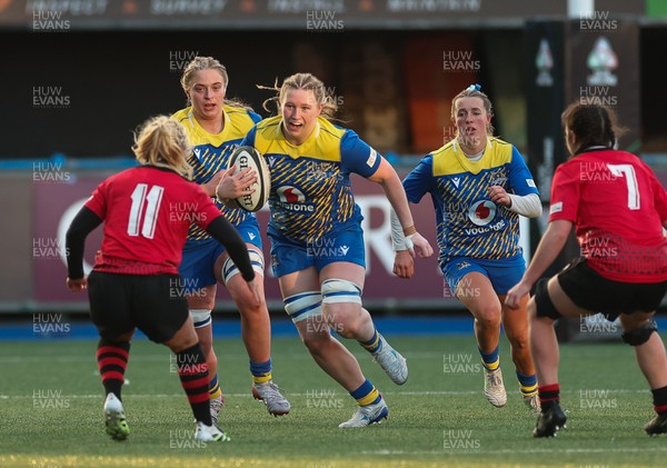 271225 - Gwalia Lightning v Brython Thunder, Celtic Challenge - Alaw Pyrs of Gwalia Lightning takes on Seren Singleton of Brython Thunder