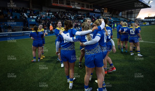 271225 - Gwalia Lightning v Brython Thunder, Celtic Challenge - Gwalia Lightning players at the end of the match