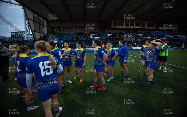 271225 - Gwalia Lightning v Brython Thunder, Celtic Challenge - Gwalia Lightning players at the end of the match