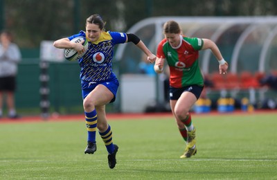 080325  Gwalia Lightning v Clovers, Celtic Challenge - Caitlin Lewis of Gwalia Lightning races away to score try