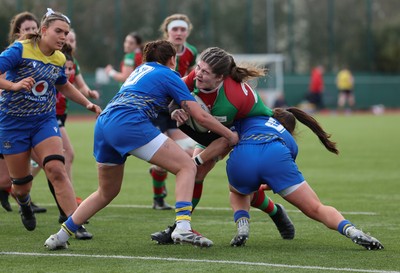 080325  Gwalia Lightning v Clovers, Celtic Challenge - Jemima Adams Verling of Clovers powers over to score try