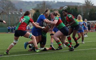 080325  Gwalia Lightning v Clovers, Celtic Challenge - Freya Bell of Gwalia Lightning powers over to score try