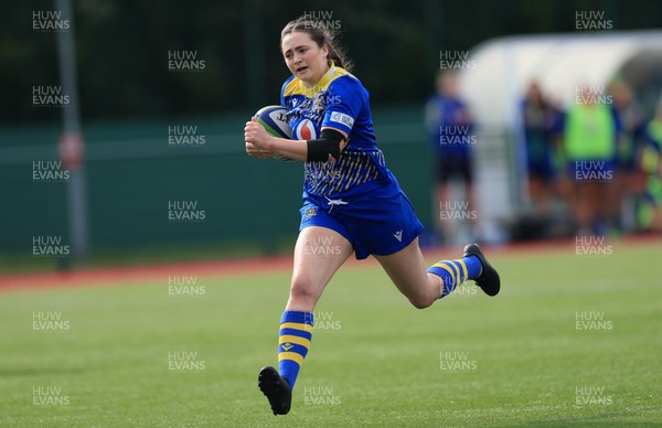 080325  Gwalia Lightning v Clovers, Celtic Challenge - Caitlin Lewis of Gwalia Lightning races away to score try