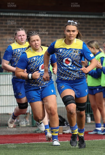 080325  Gwalia Lightning v Clovers, Celtic Challenge - Bryonie King of Gwalia Lightning leads the team out at the start of the match