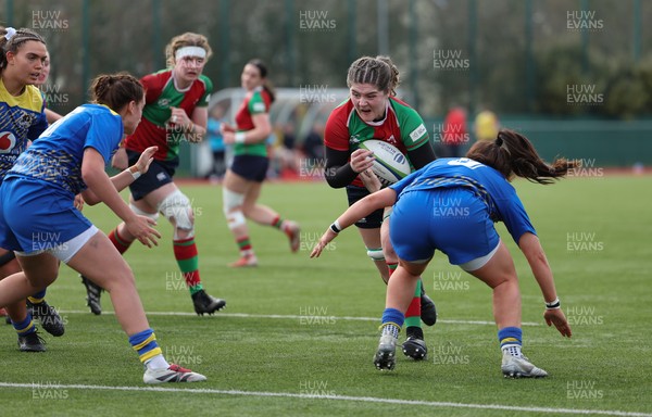 080325  Gwalia Lightning v Clovers, Celtic Challenge - Jemima Adams Verling of Clovers powers over to score try