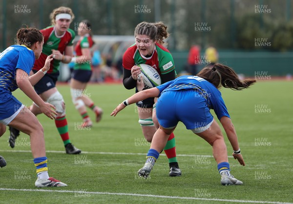 080325  Gwalia Lightning v Clovers, Celtic Challenge - Jemima Adams Verling of Clovers powers over to score try