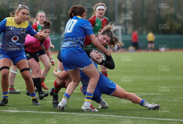 080325  Gwalia Lightning v Clovers, Celtic Challenge - Jemima Adams Verling of Clovers powers over to score try