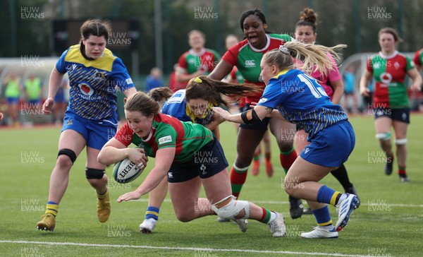 080325  Gwalia Lightning v Clovers, Celtic Challenge - Enya Breen of Clovers powers over to score try