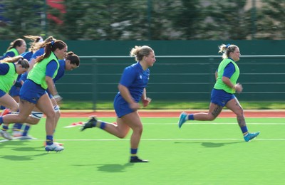 140226 - Gwalia Lightning v Clovers, Celtic Challenge - Gwalia Lightning players warm up