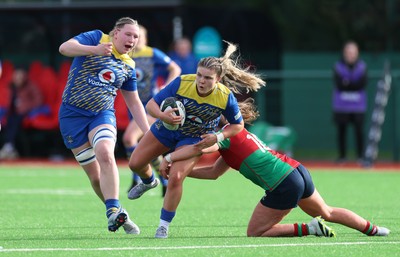 140226 - Gwalia Lightning v Clovers, Celtic Challenge - Molly Anderson-Thomas of Gwalia Lightning attacks