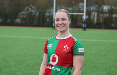 140226 - Gwalia Lightning v Clovers, Celtic Challenge - Player of the Match Alana McInerney of Clovers