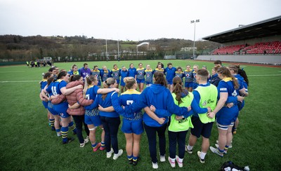 140226 - Gwalia Lightning v Clovers, Celtic Challenge - Gwalia Lightning huddle up at the end of the match