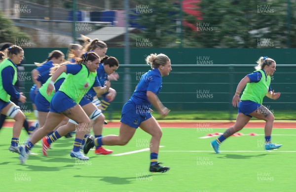 140226 - Gwalia Lightning v Clovers, Celtic Challenge - Gwalia Lightning players warm up