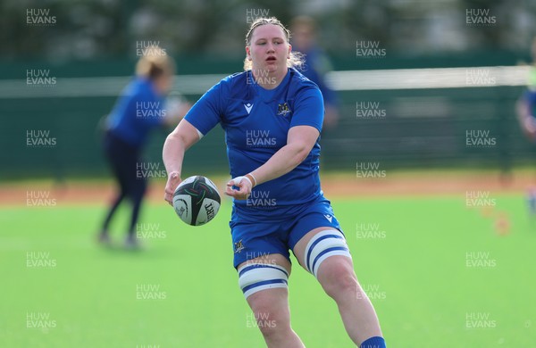 140226 - Gwalia Lightning v Clovers, Celtic Challenge - Alaw Pyrs of Gwalia Lightning during warm up