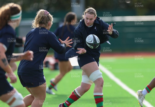 140226 - Gwalia Lightning v Clovers, Celtic Challenge - Clovers players during warm up