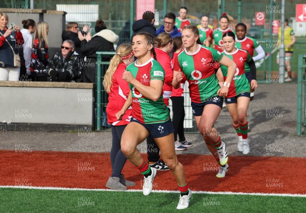 140226 - Gwalia Lightning v Clovers, Celtic Challenge - Clovers run out at the start of the match
